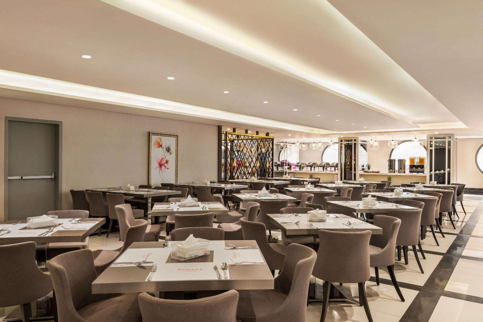 Ramada By Wyndham Makkah Zad Al Tayseer Mecca Luaran gambar