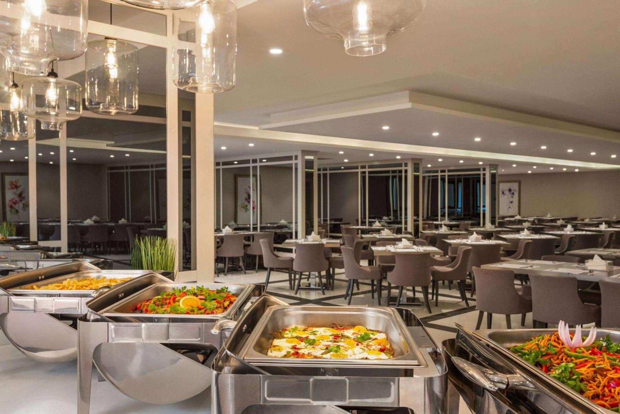 Ramada By Wyndham Makkah Zad Al Tayseer Mecca Luaran gambar